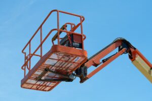 Ładowarka teleskopowa – jak działa i dlaczego jest niezastąpiona na placu budowy?